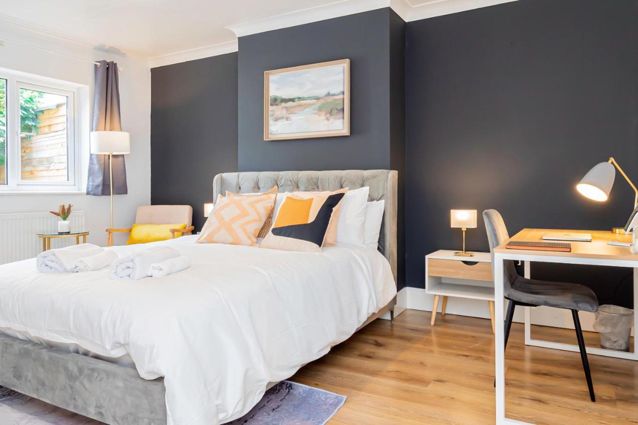 Charming 2-Bedroom Flat With A Garden And Free Parking At Abingdon Oxford Exterior photo