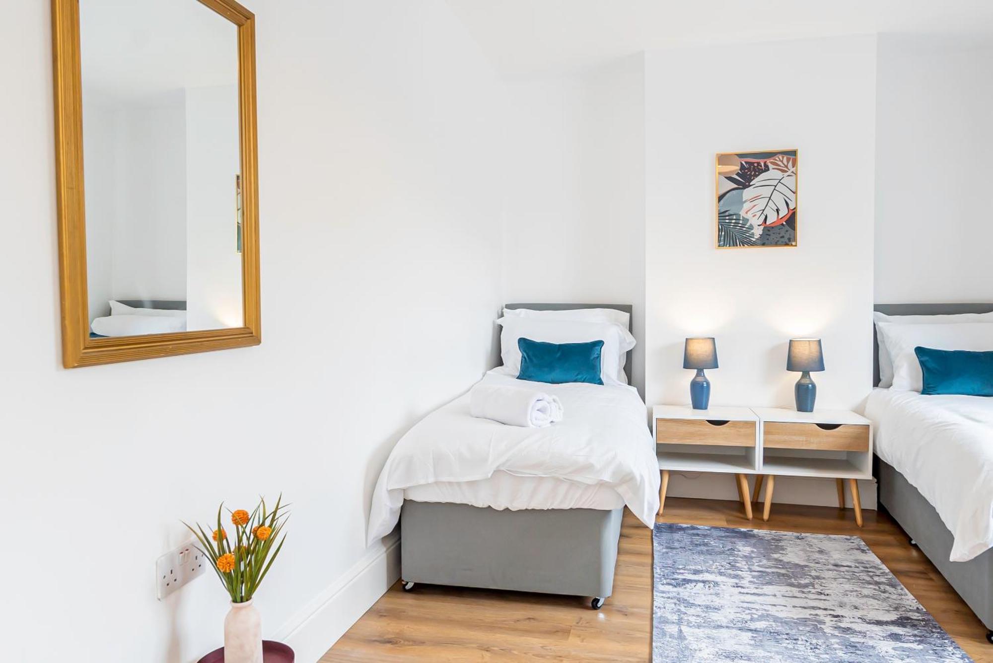 Charming 2-Bedroom Flat With A Garden And Free Parking At Abingdon Oxford Exterior photo